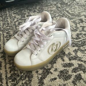 Heelys White shoes